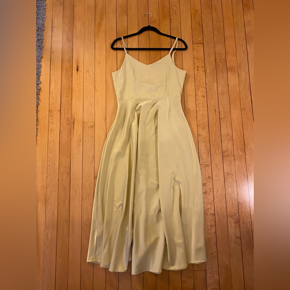 Yellow silk maxi dress. Like new. Size M.
